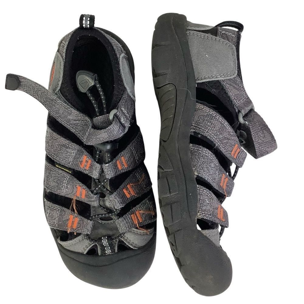 Keen Kid's Unisex Newport H2 Closed Toe Water Sandal Gray/Black Size 2
